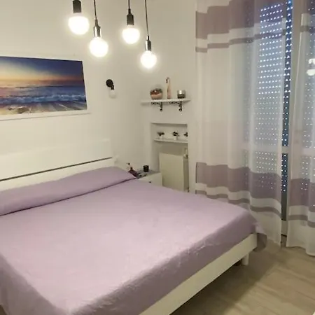 Viola Settembre Al Mare Ombrellone Compreso