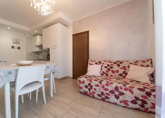 Semesterbostad Viola - *